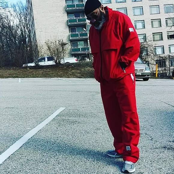 Bruce Crutchfield - Poshmark Profile Picture of Bruce Crutchfield (@brucecrutchfiel) on Poshmark