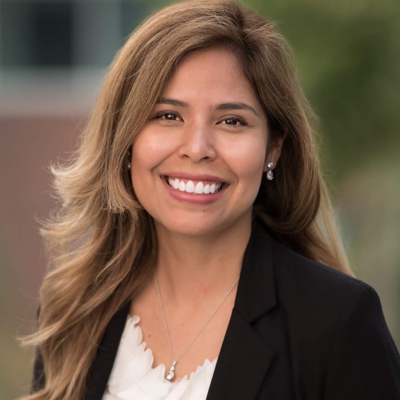 Vanesa Villanes - Poshmark Profile Picture of Vanesa Villanes (@vanesavillanes) on Poshmark