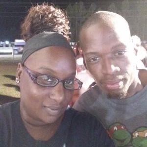 Profile Picture of Clarissa Henry (@ClarissaJoy1) on Twitter