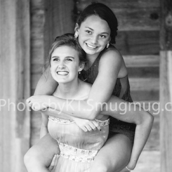 Profile Picture of Emily Merner (@emilymerner) on Poshmark