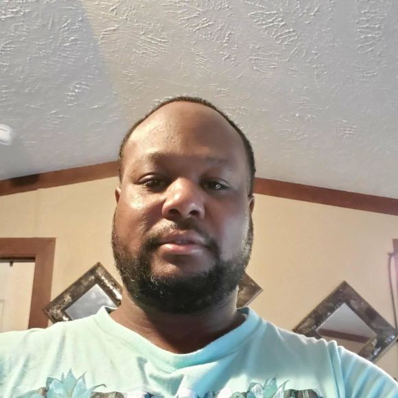 Profile Picture of Brian Rolling (@brianrolling) on Poshmark