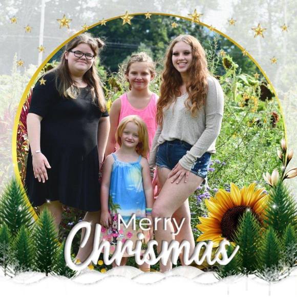 Profile Picture of Jessica Hughson (@pinkfire0123) on Poshmark