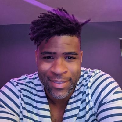 Profile Picture of Chris Speed (@ChrSpeedo) on Twitter