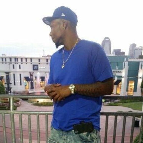 Profile Picture of Tarus Erving (@terving1993) on Poshmark