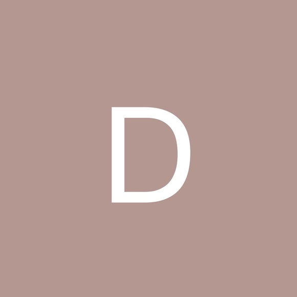 Profile Picture of Devin howell (@devin6703) on Poshmark