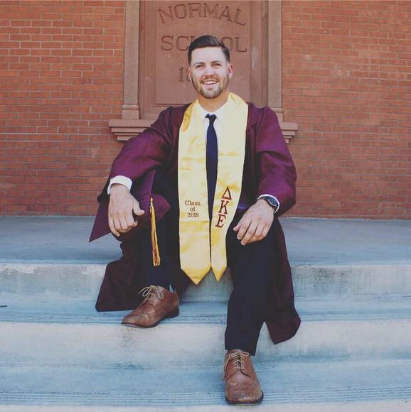 Profile Picture of Garrett Pycz (@gpycz) on Poshmark