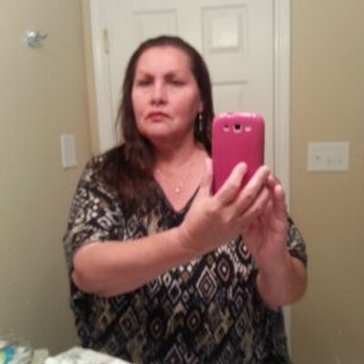 Profile Picture of Yolanda Serna (@yolandaserna167) on Twitter