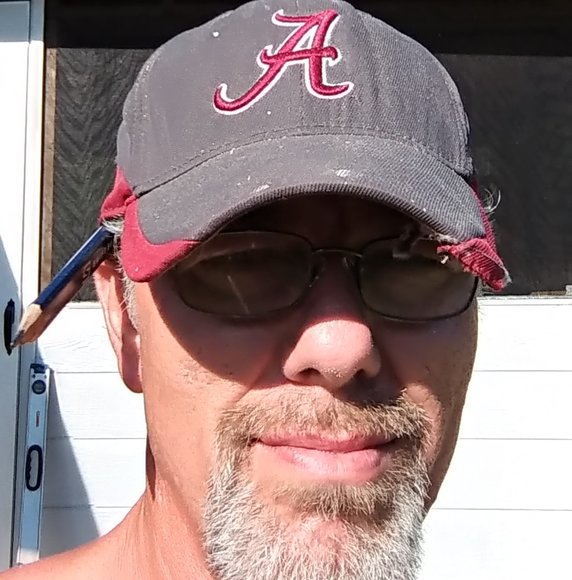 Profile Picture of Duner Barrett (@dunerbug72) on Poshmark