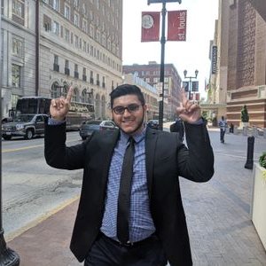 Profile Picture of Robert Navarrette (@navarrette02) on Twitter