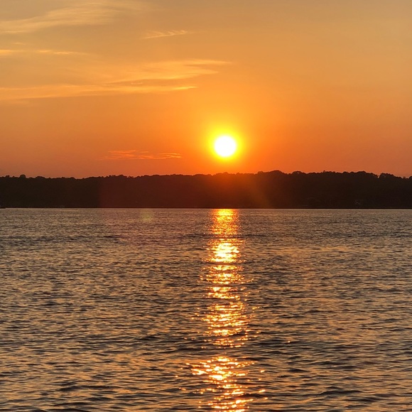 Profile Picture of Carrie Campbell (@cwbell72) on Poshmark