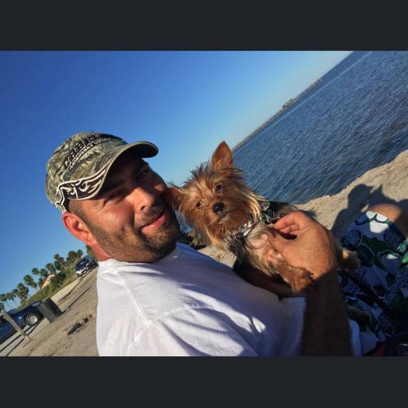 Profile Picture of Michael Rodriquez (@mikerod0711) on Poshmark