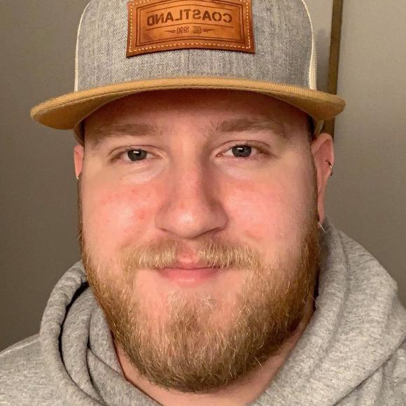 Profile Picture of Caleb Francis (@thorodinson) on Poshmark