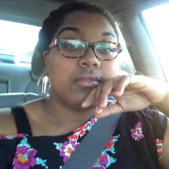 Profile Picture of Tilynda Killingsworth (@tyty7) on Poshmark