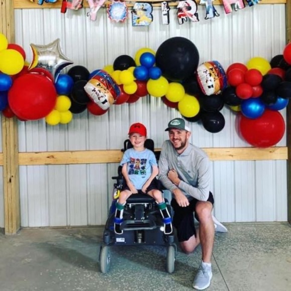 Profile Picture of Nathan Adams (@nateadams_00) on Poshmark