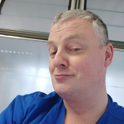 Profile Picture of Neil Perry (@nperry1970) on Twitter