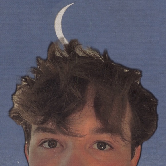 Profile Picture of Matthew Christopherson (@matt_christop) on Poshmark