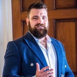 Profile Picture of Paul Hutton FCIM (@PauljHutton) on Twitter