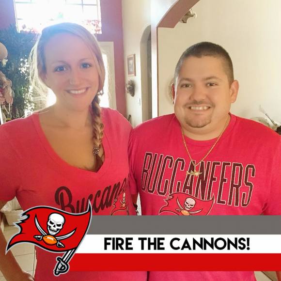 Alisa Knuttel - Poshmark Profile Picture of Alisa Knuttel (@ali922) on Poshmark