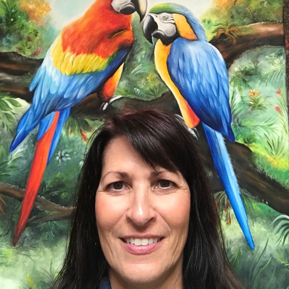 Profile Picture of Patricia Zielinski (@pjzlhp) on Poshmark