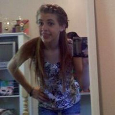 Profile Picture of Libby Kane (@1DSavedMe89) on Twitter