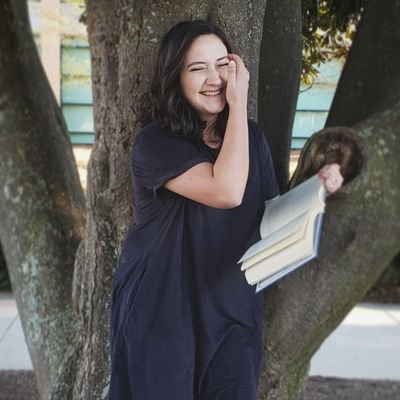 Profile Picture of Amber Steele (@WritingisLIT) on Twitter