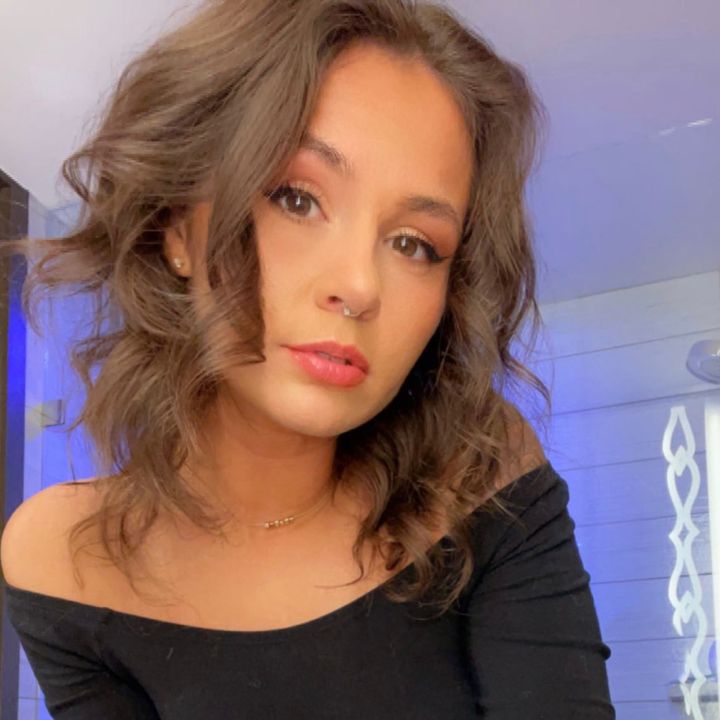 Profile Picture of Breanna Neidlinger (@breannabanana2) on Tiktok