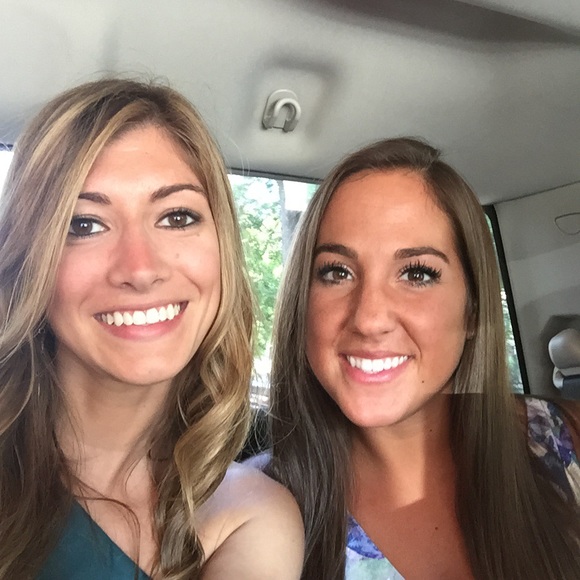Profile Picture of Amanda Servadio (@aservad) on Poshmark