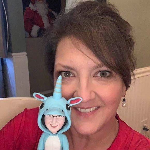 Profile Picture of Dawn Jordan (@dawnjordan964) on Poshmark