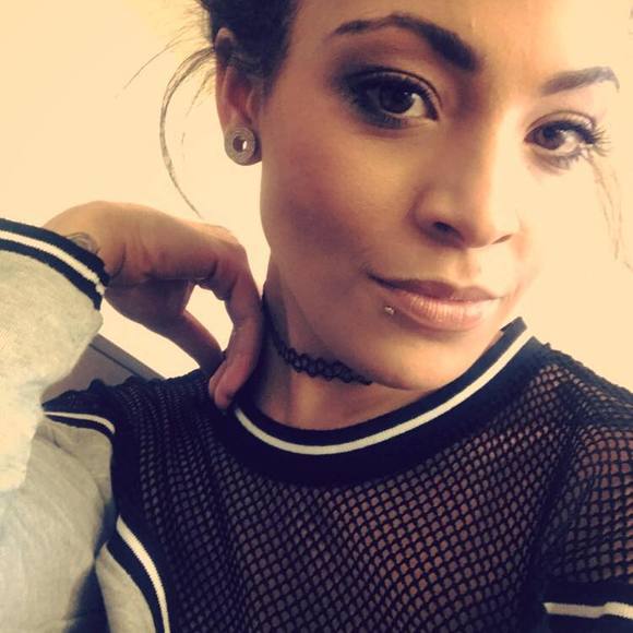 Profile Picture of Jazmen Dumbauld (@dumbauldj) on Poshmark