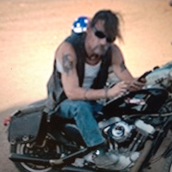 Profile Picture of Gary Mitchell (@garymitchell468) on Poshmark