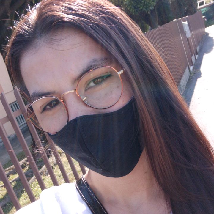 Profile Picture of Amy Crisan (@amycrisan) on Tiktok