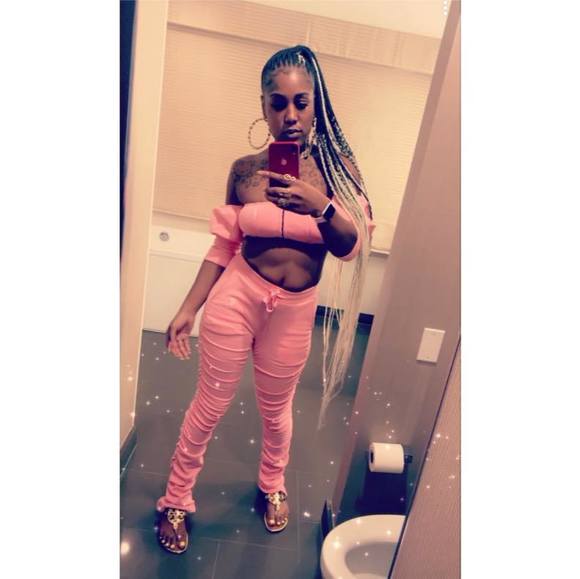 Profile Picture of China Campbell (@kyegarrett) on Poshmark