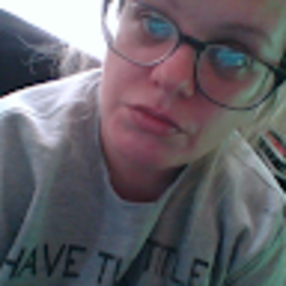 Profile Picture of Mary Bitner (@marybitner8) on Poshmark