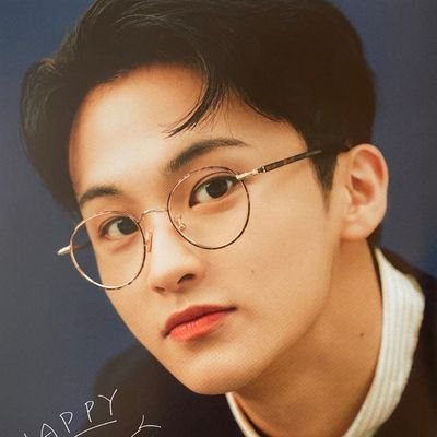 Profile Picture of mark bot (@bucinnya_marky) on Twitter