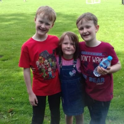 Profile Picture of Stephen Steele (@loughsideboys) on Twitter