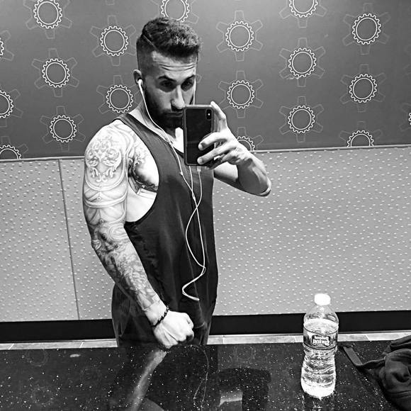 Profile Picture of Danny Santos (@dantos7) on Poshmark