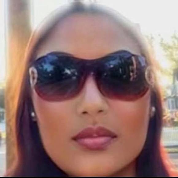 Profile Picture of Ada Rojas (@adarojas) on Poshmark