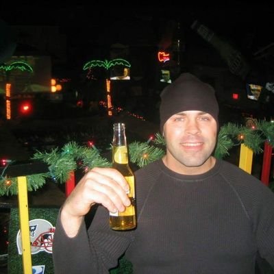 Profile Picture of Tom McMahon (@TomMcMahonRet) on Twitter