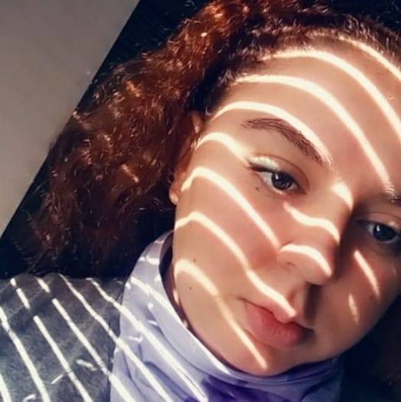 Profile Picture of Hailey Below (@haileybelow11) on Poshmark