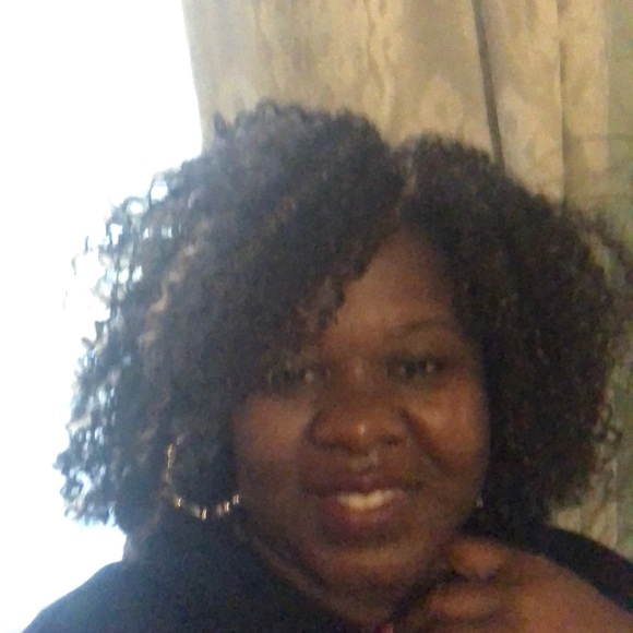 Profile Picture of Jacquetta Jacobs (@jacquetta_j) on Poshmark