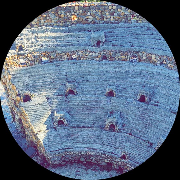 Profile Picture of Lilli Tahamtani (@taurusnleelee) on Poshmark