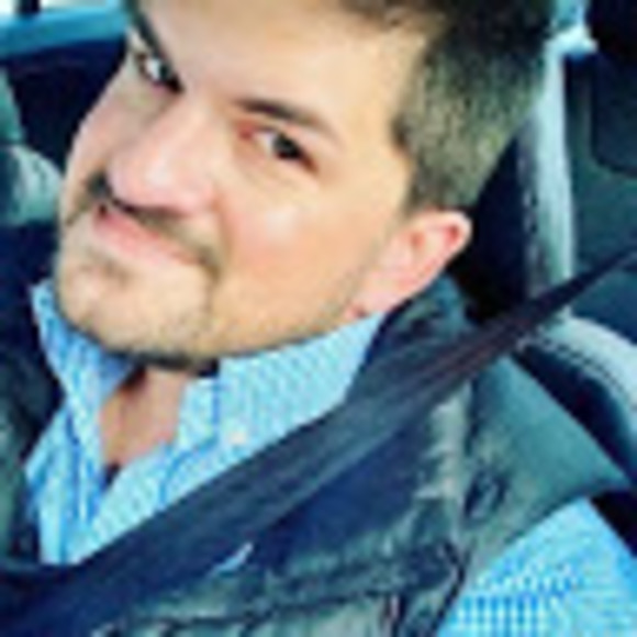 Profile Picture of Joshua Dickson (@joshuar925) on Poshmark