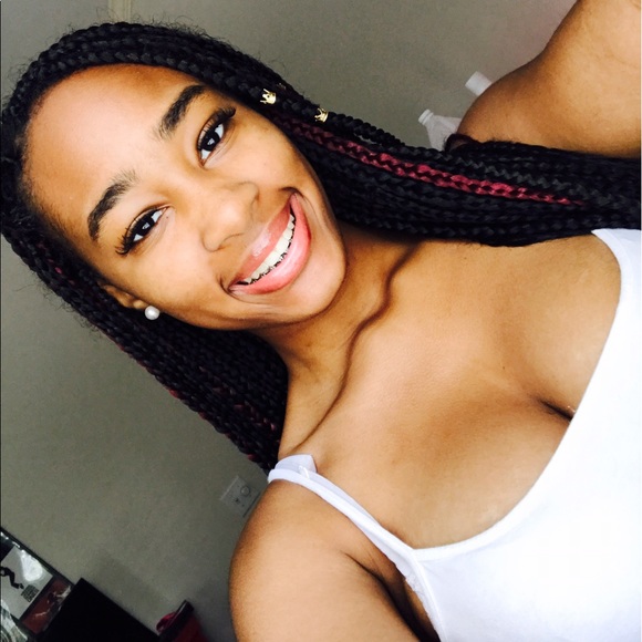 Profile Picture of Chasity Thomas (@richchas) on Poshmark