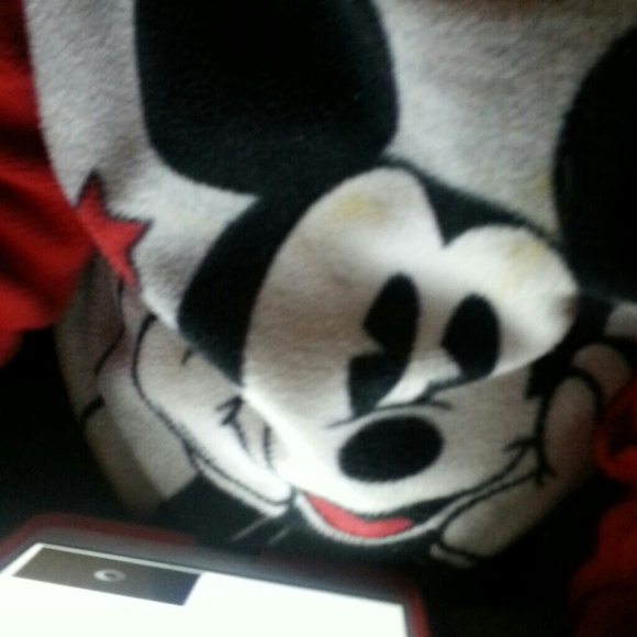 Profile Picture of Adrianna Maciel (@adrianna1991) on Poshmark