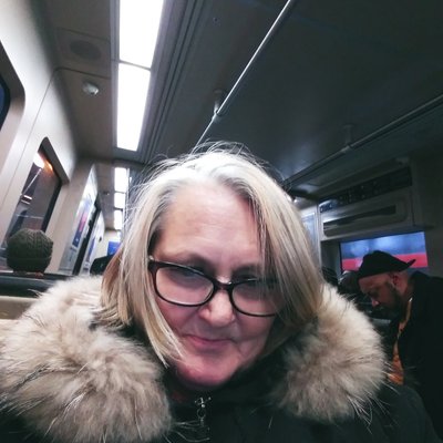 Profile Picture of Angela Putnam (@AngelaPutnam16) on Twitter