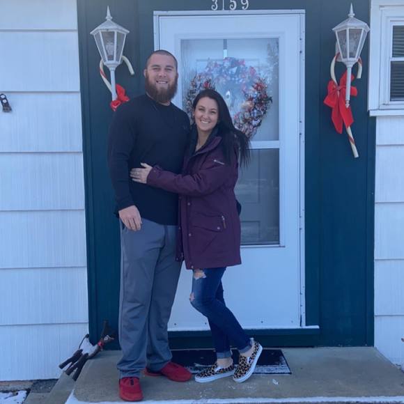 Profile Picture of Amanda Cope (@acope29) on Poshmark