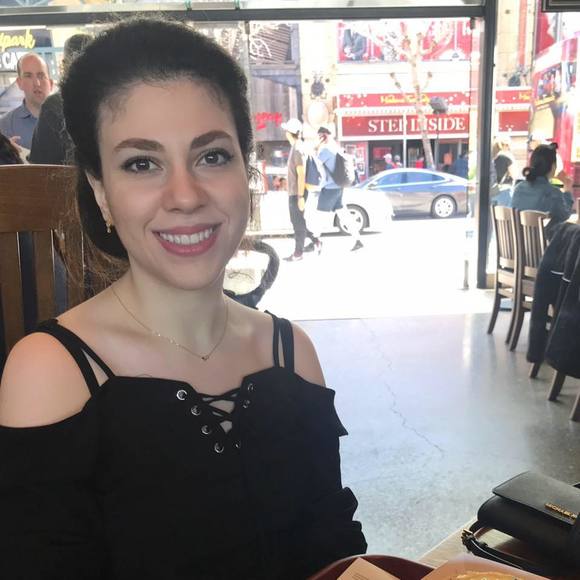 Profile Picture of Panthea Saffar (@pantheas) on Poshmark