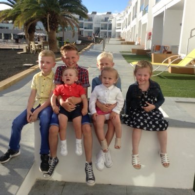 Profile Picture of Jen Randall (@randall_jen) on Twitter