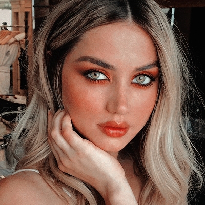 Profile Picture of Ana De Armas Online (@anadearmasorg) on Twitter