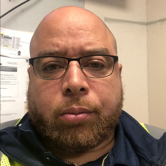 Profile Picture of Corey Jefferson (@coja2003) on Poshmark